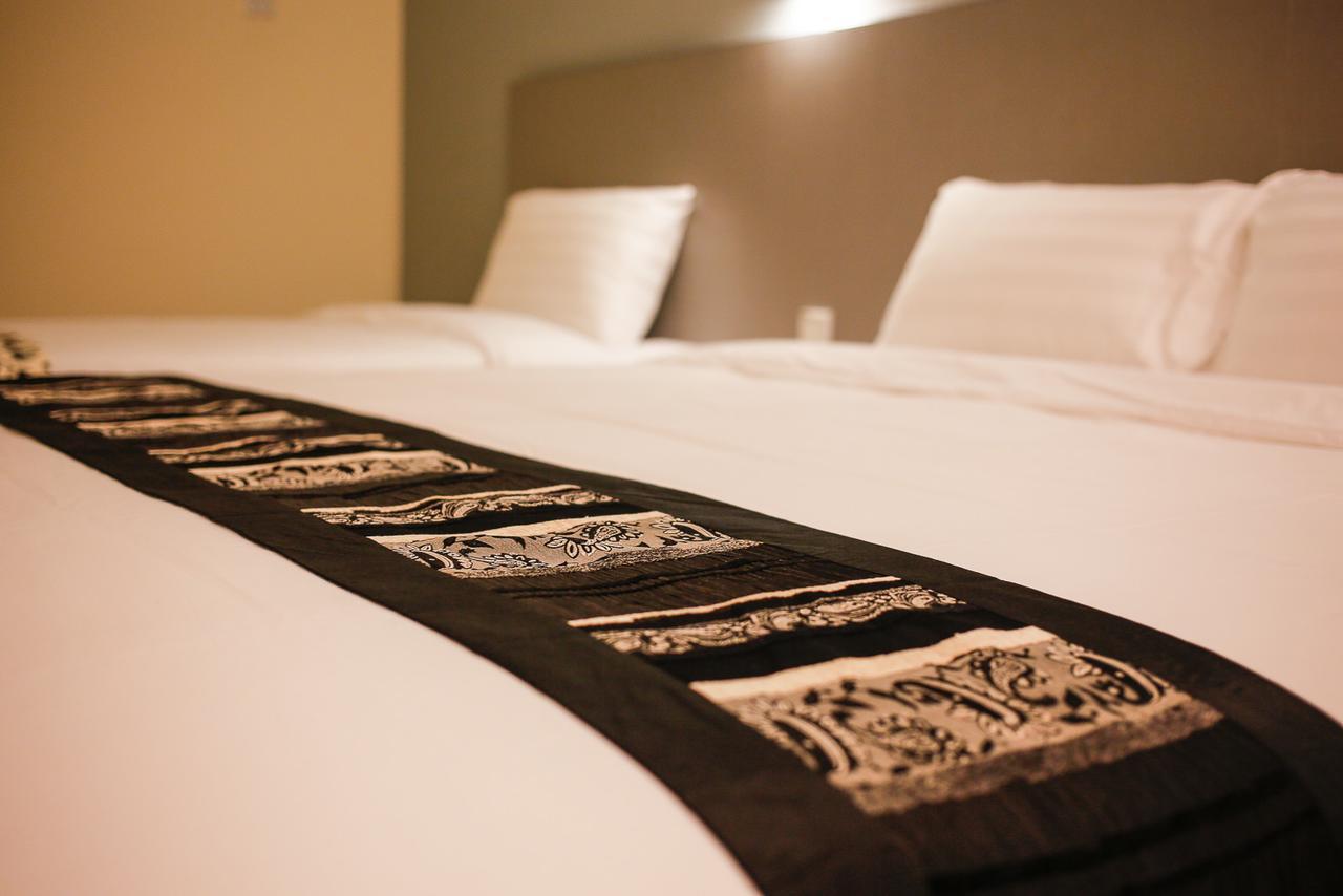 Art Cottage Hotel Іпох Екстер'єр фото