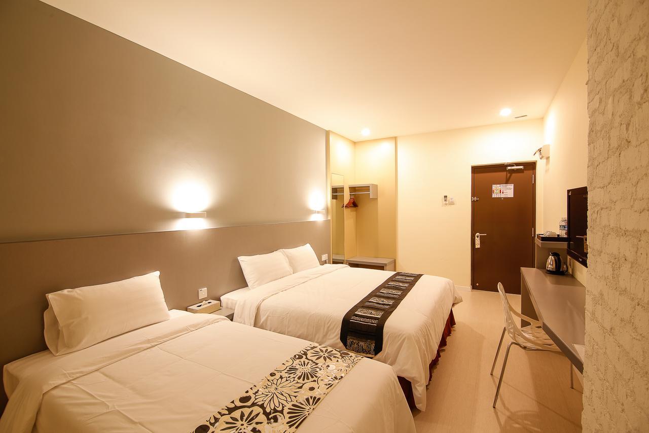 Art Cottage Hotel Іпох Екстер'єр фото